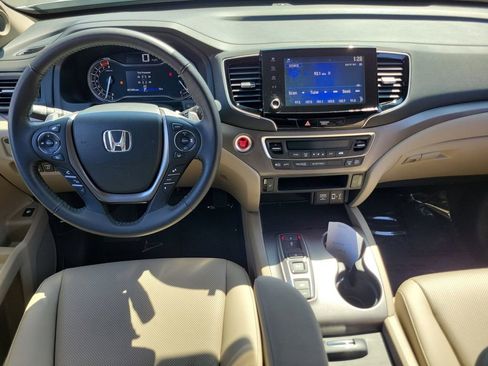 Certified 2023 Honda Ridgeline RTL image 10