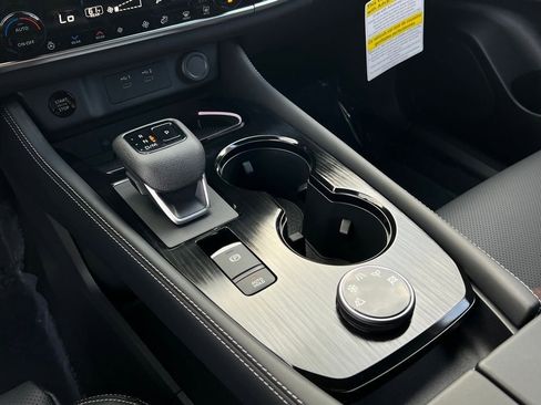 New 2026 Nissan Rogue Platinum w/ Platinum Premium Package image 30