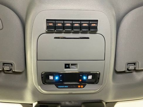 New 2026 Ford F250 Lariat w/ Black Appearance Package image 21