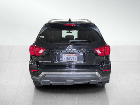 Used 2019 Nissan Pathfinder S FWD image 6
