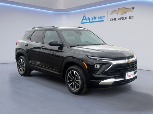 Used 2025 Chevrolet TrailBlazer LT image 7