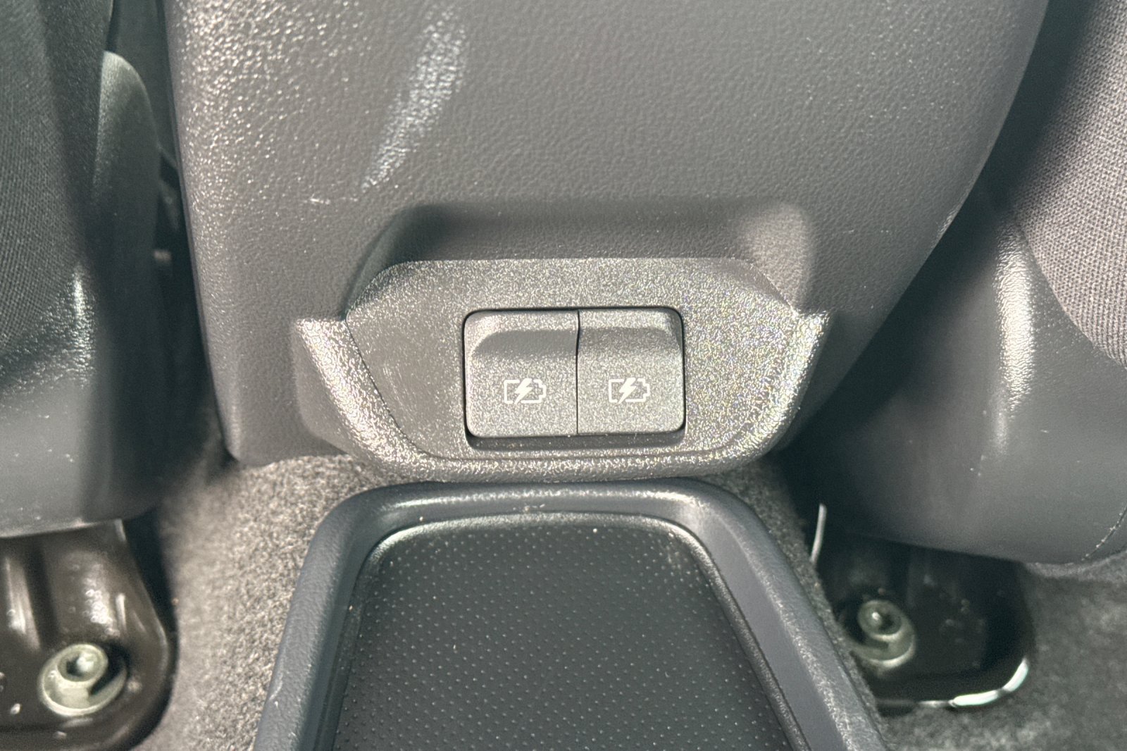 Certified 2025 Nissan Leaf SV Plus FWD image 44