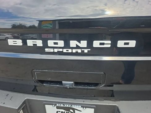 Used 2021 Ford Bronco Sport Outer Banks AWD/4WD image 16