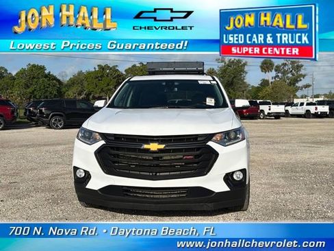 Used 2021 Chevrolet Traverse RS FWD image 17