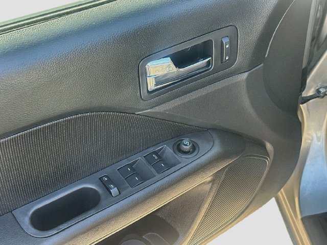 Used 2008 Mercury Milan Premier FWD image 15
