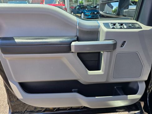 Used 2022 Ford F250 XLT w/ XLT Premium Package AWD/4WD image 9