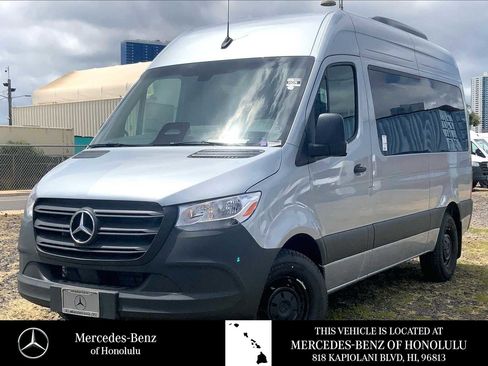 New 2025 Mercedes-Benz Sprinter 2500 image 1