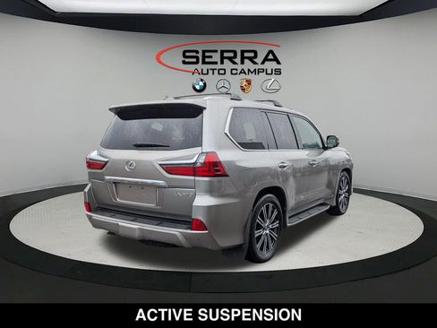 Used 2019 Lexus LX 570 4WD w/ Luxury Package image 14