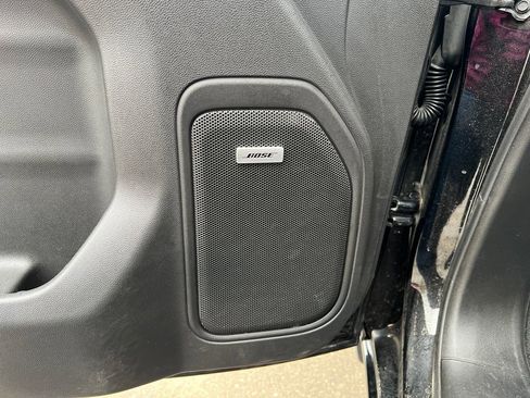 Used 2022 GMC Sierra 1500 SLT w/ SLT Convenience Package image 14