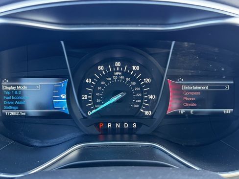 Used 2016 Ford Fusion SE image 23