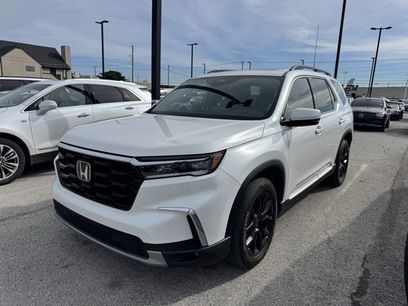 Used 2025 Honda Pilot Touring