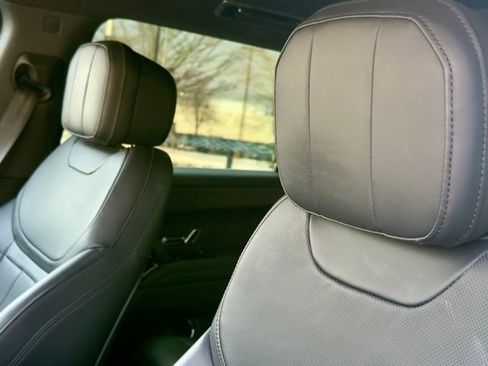 Used 2023 Land Rover Range Rover Sport SE Dynamic image 6