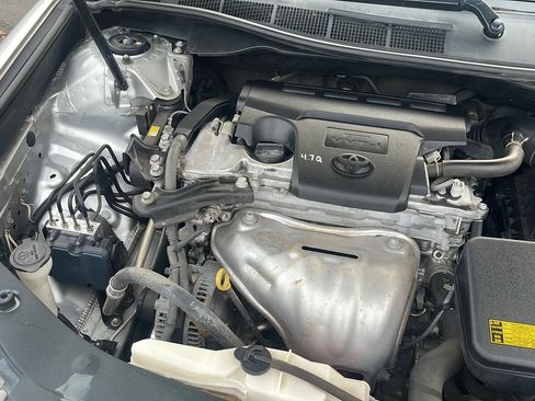 Used 2012 Toyota Camry LE image 23