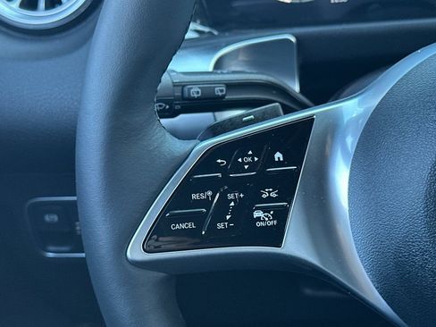 New 2026 Mercedes-Benz GLB 250 image 26