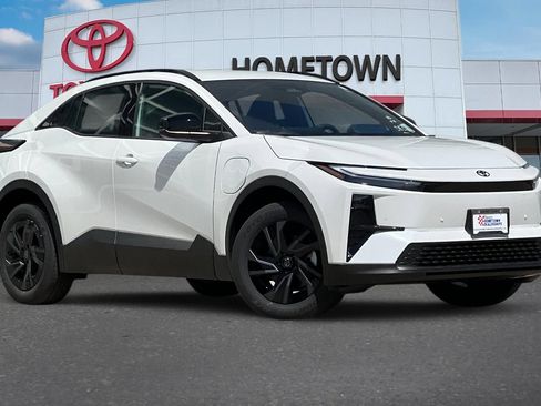 New 2026 Toyota C-HR AWD/4WD image 2