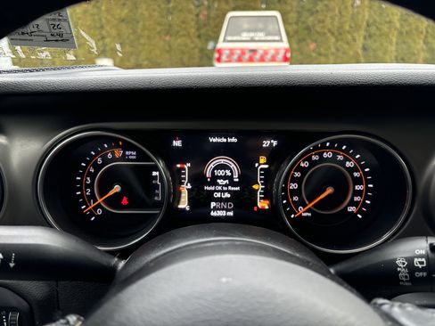 Used 2018 Jeep Wrangler Unlimited Sport S image 21