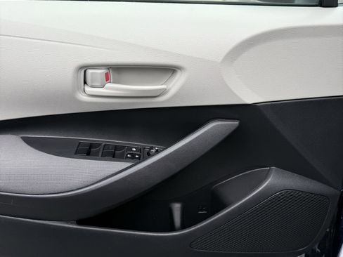 Used 2024 Toyota Corolla LE image 17