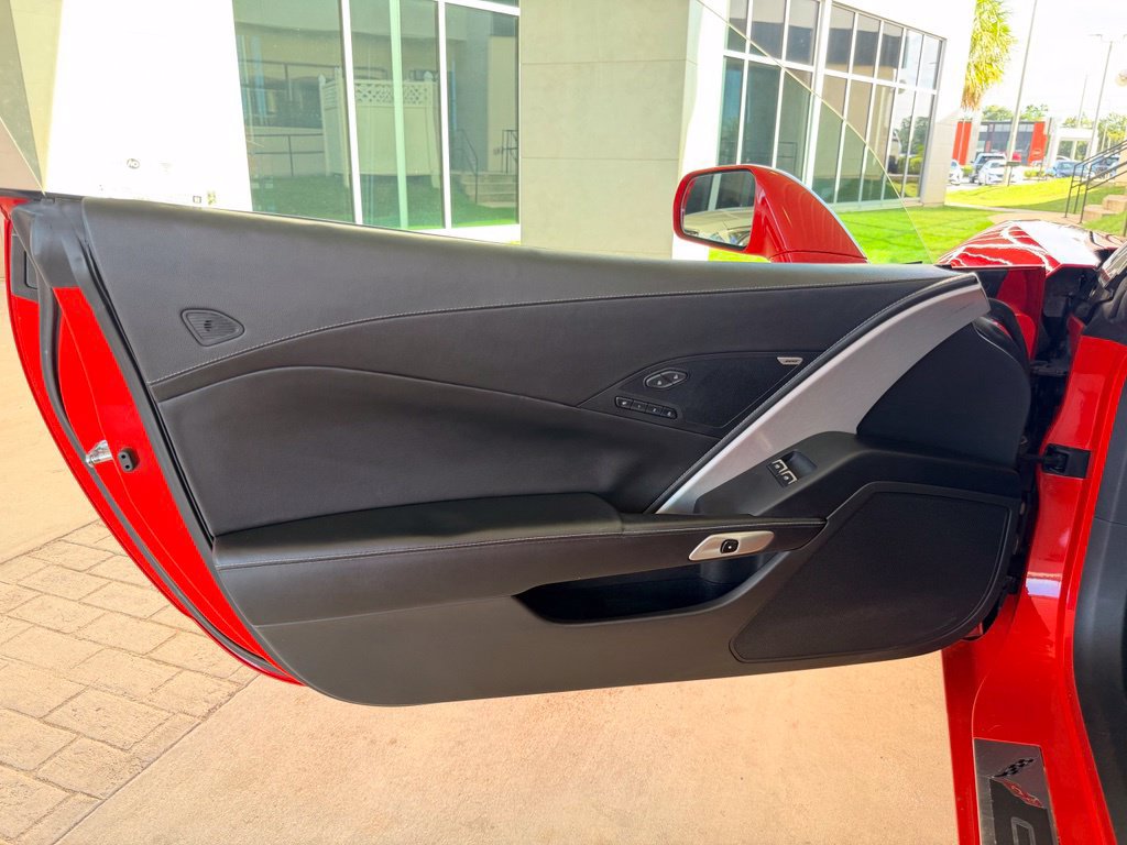 Used 2014 Chevrolet Corvette Stingray Convertible w/ 2LT Preferred Equipment Group RWD image 11