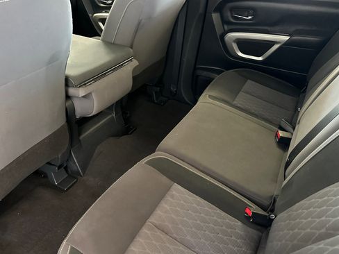 Certified 2022 Nissan Titan SV image 12
