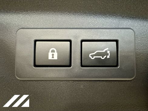 Used 2026 Subaru Outback Premium AWD/4WD image 29
