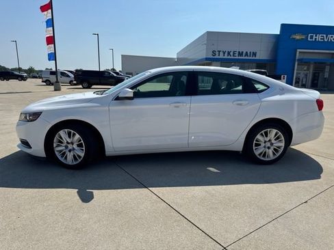 Used 2017 Chevrolet Impala LS FWD image 2