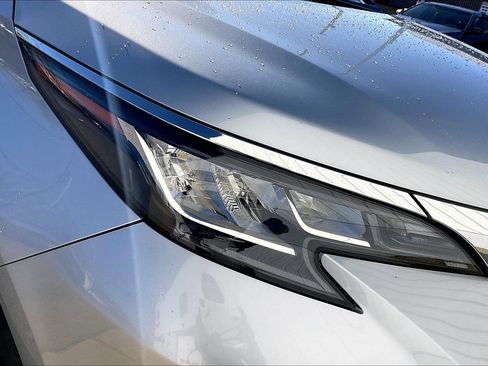 Used 2023 Toyota Sienna LE image 33