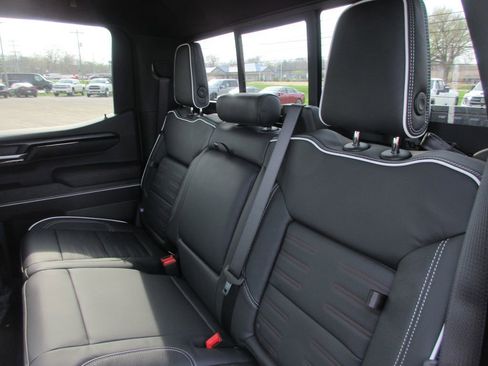 New 2026 GMC Sierra 1500 AT4X AWD/4WD image 14