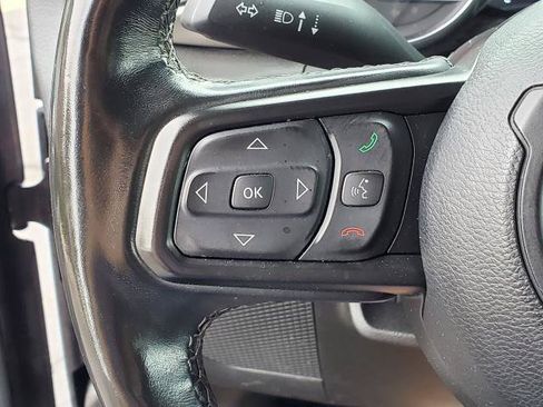 Used 2021 Jeep Gladiator Sport AWD/4WD image 11
