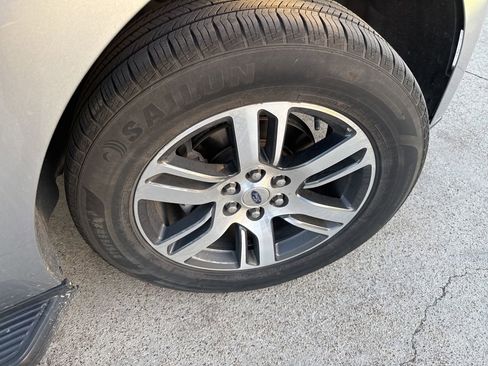 Used 2024 Ford Expedition Max Limited image 17