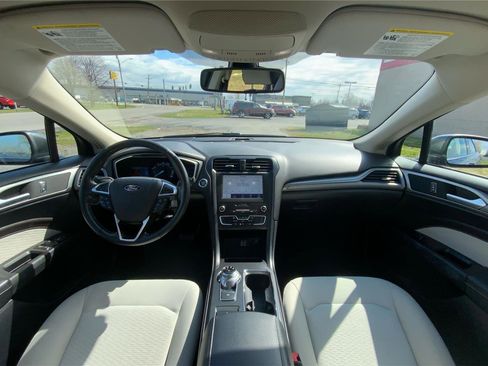 Used 2020 Ford Fusion SE w/ Equipment Group 151A image 31