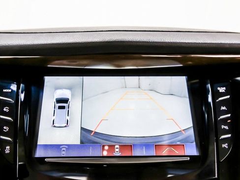 Used 2018 Cadillac Escalade ESV Premium Luxury AWD/4WD image 13