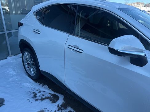 Certified 2025 Lexus NX 350h 350h Premium w/ Accessory Package (2T) image 16