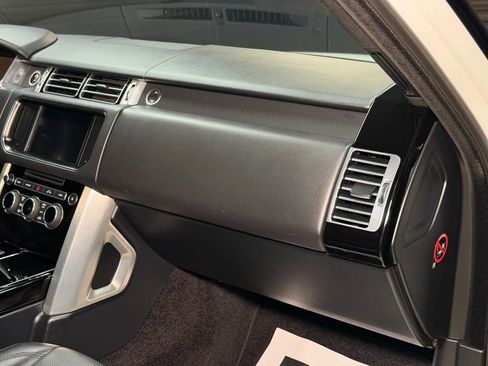 Used 2016 Land Rover Range Rover HSE image 56