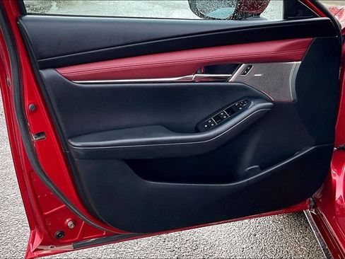 Used 2019 MAZDA MAZDA3 AWD Hatchback w/ Premium Pkg image 20