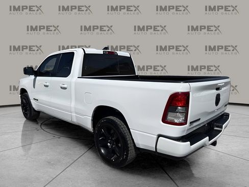Used 2022 RAM 1500 Big Horn AWD/4WD image 3