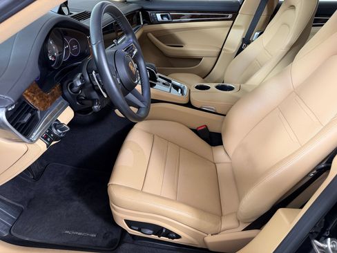 Certified 2023 Porsche Panamera 4 Platinum Edition AWD/4WD image 5