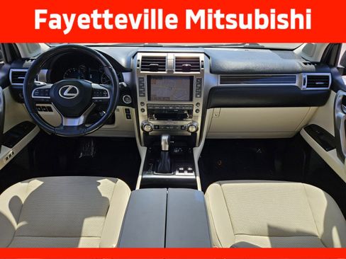 Used 2020 Lexus GX 460 Premium w/ Premium Package AWD/4WD image 13