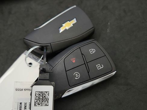 New 2026 Chevrolet Equinox LT image 13