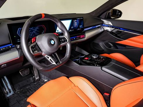 Used 2025 BMW M5 AWD/4WD image 20