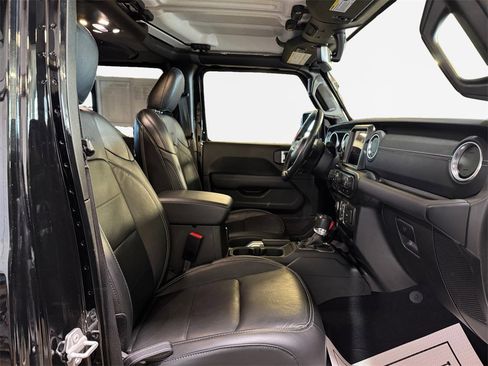 Used 2022 Jeep Wrangler Unlimited Sahara w/ Cold Weather Group image 26