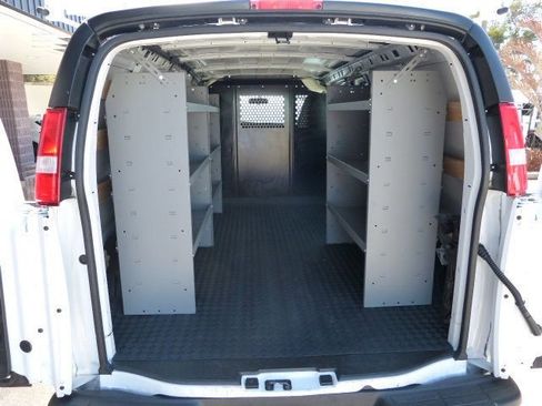 Used 2024 GMC Savana 2500 w/ Driver Convenience Package RWD image 15