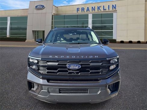 New 2025 Ford Expedition Max Active image 2