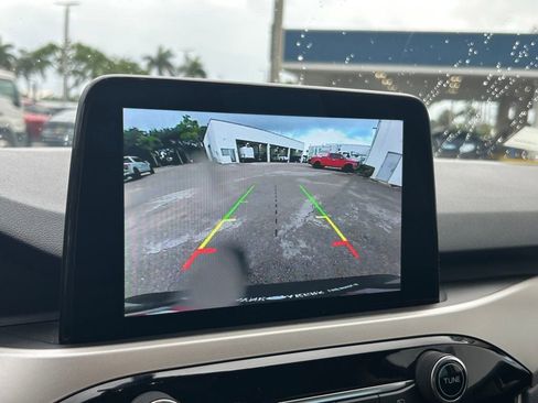 Used 2020 Ford Escape SEL image 13