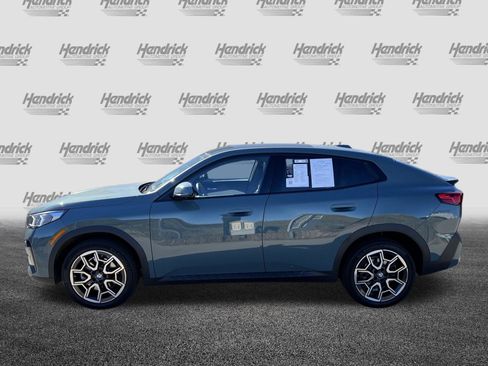 Used 2024 BMW X2 xDrive28i w/ Technology Package image 6