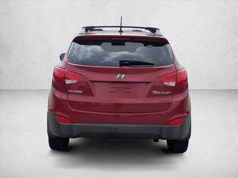 Used 2012 Hyundai Tucson GLS FWD image 6