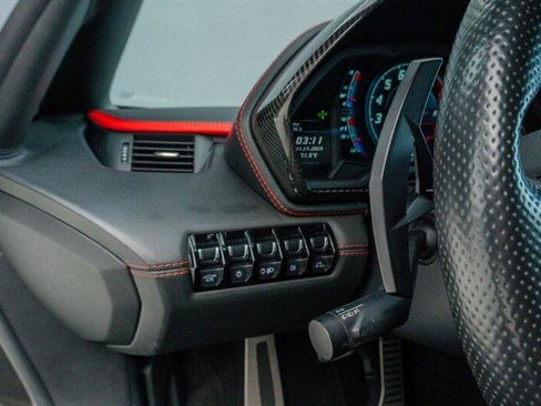 Used 2017 Lamborghini Aventador S image 57