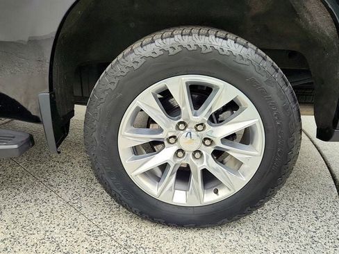 Used 2022 Chevrolet Silverado 1500 LTZ image 9