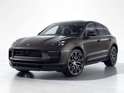 Certified 2023 Porsche Macan AWD/4WD image 1