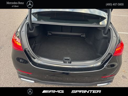 Used 2023 Mercedes-Benz C 300 Sedan image 5