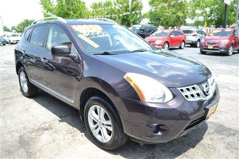 Used 2013 Nissan Rogue SV AWD/4WD image 3